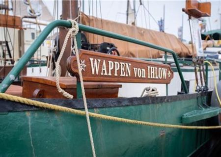Segel hissen für die Zukunft  der Seetjalk "Wappen von Ihlow"